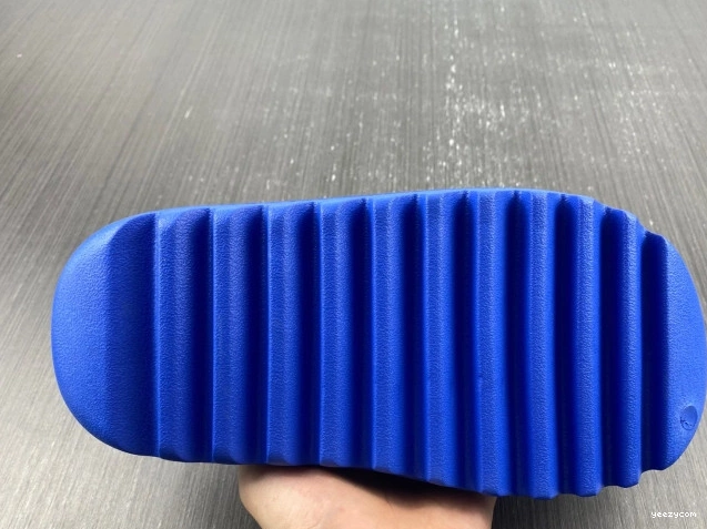ID4133 Azure Slide Adidas Yeezy 1020